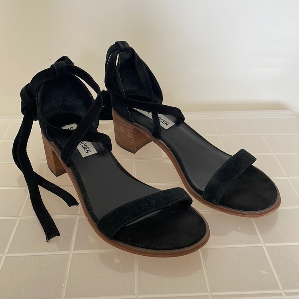 Steven Madden Sandals